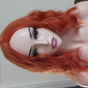 Reddish-orange wig